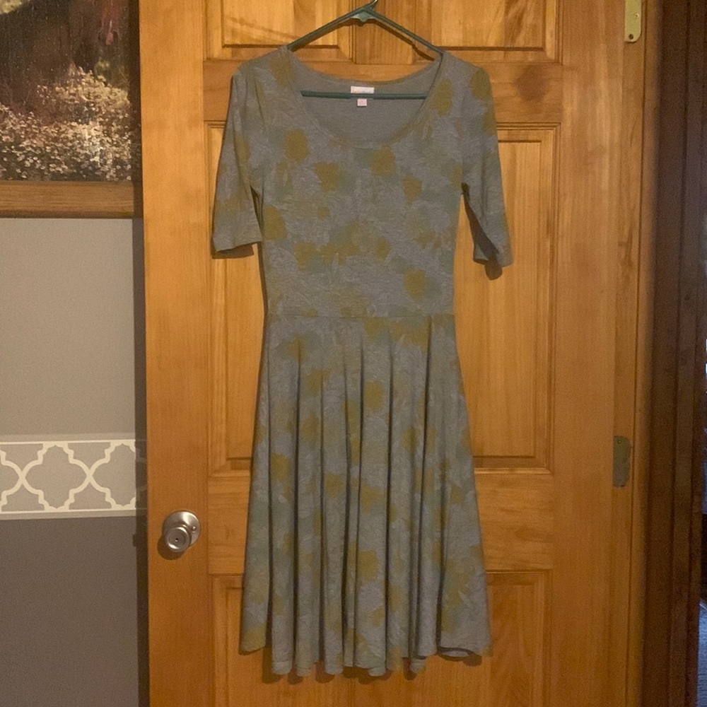 NWOT LULAROE NICOLE - Picture 2 of 7